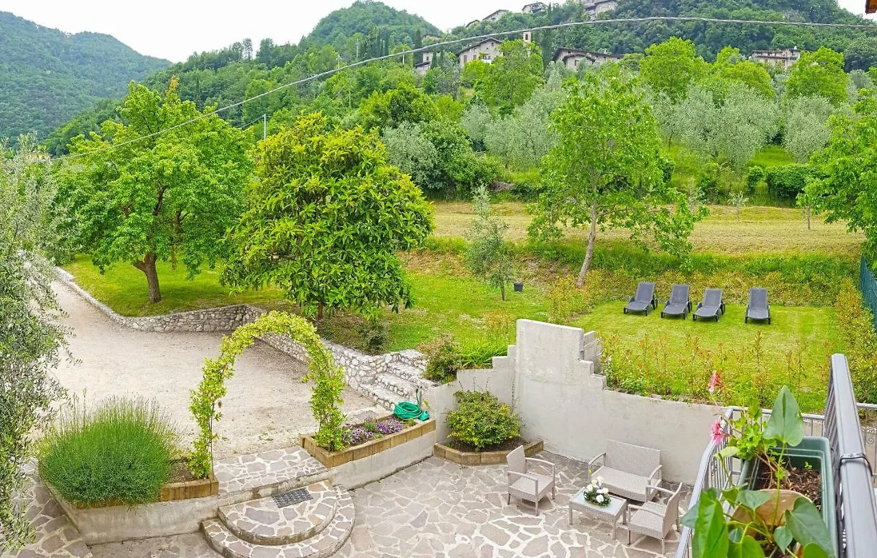 Dom wakacyjny Willa Casa Gina Garden And View By Gardadomusmea Tremosine Włochy